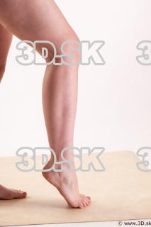 Leg flexing reference of nude Nadine 0010